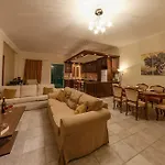 Villa Nina
